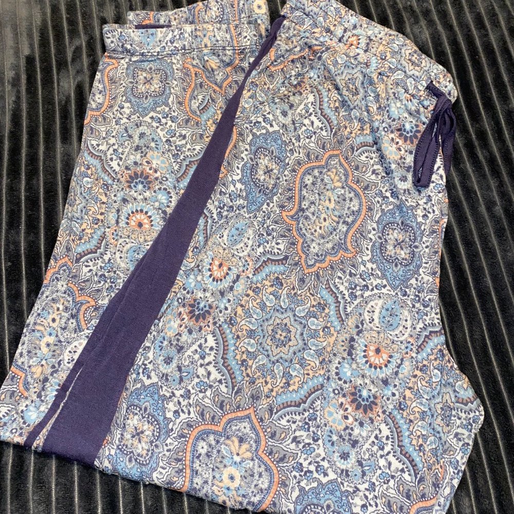 Bright, Relaxing Lounge Pants!